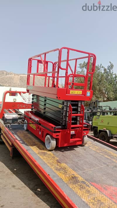 سيزر لفت 8م كهرباء للإيجار في الرياض | صيانة الواجهات 2027