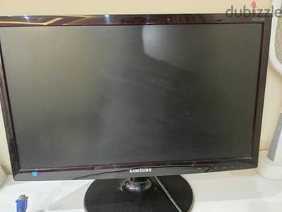 شاشة سامسونج 21.5 بوصة Full HD S22C300B