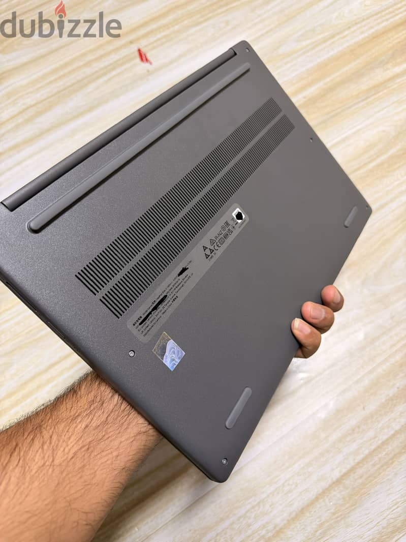 Lenovo IdeaPad Slim 3 Laptop, Al, Intel Core Ultra 5, 16 GB RAM, 1TB 6