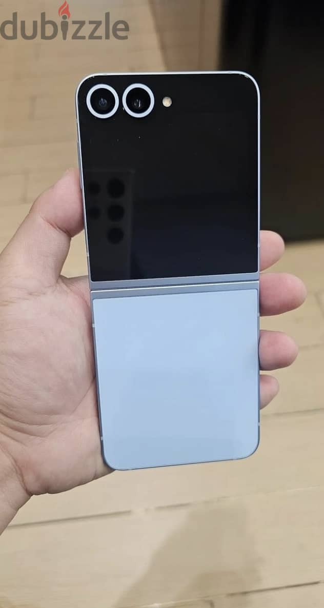 Samsung Galaxy Z flip 6 1