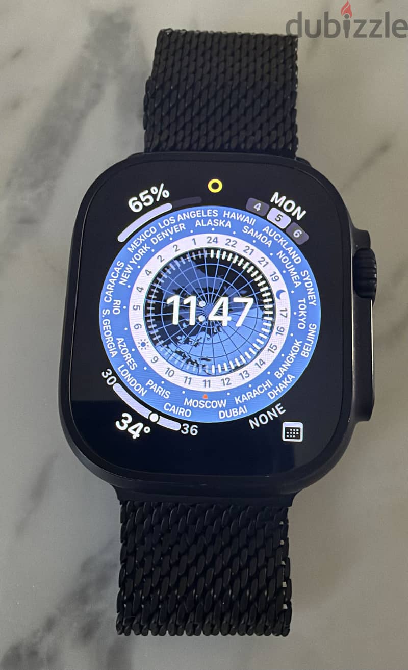 Apple Watch Ultra 2 49mm - Black Titanium + Apple Milanese Loop 1