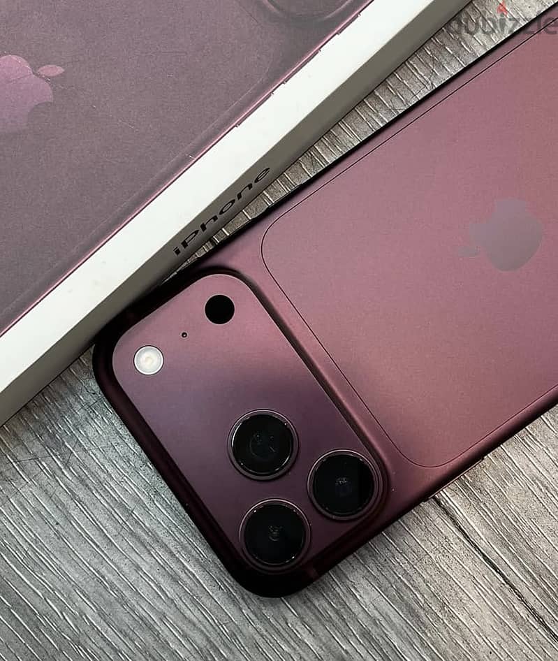 Apple iPhone 18Pro max 4