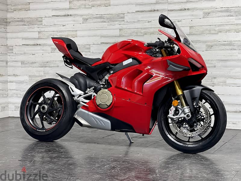 2021 Ducati panigal v4S +44 7507 647630 2