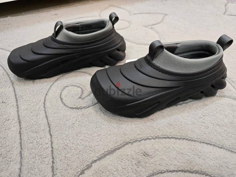 Original Crocs Echo Storm Shoes. Size 39-40. 2
