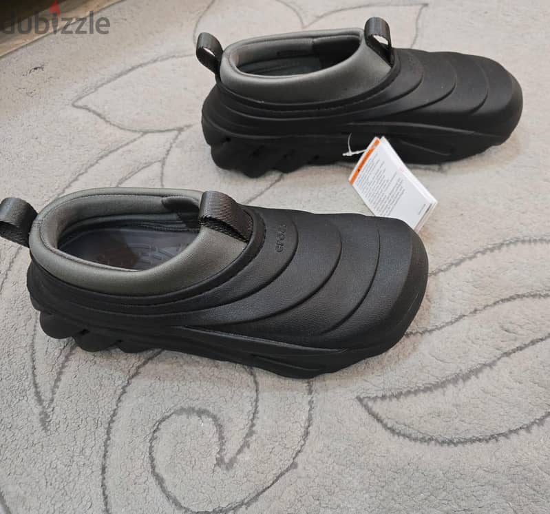 Original Crocs Echo Storm Shoes. Size 39-40. 5