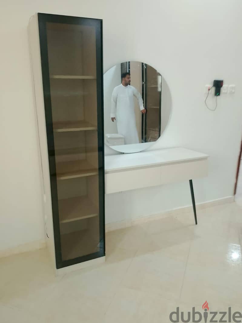 New Bedroom set available in low price 2
