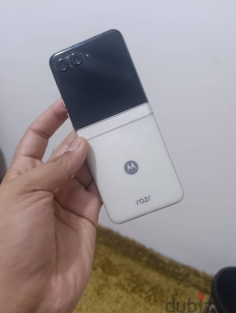 Motorola Razr Fold 1