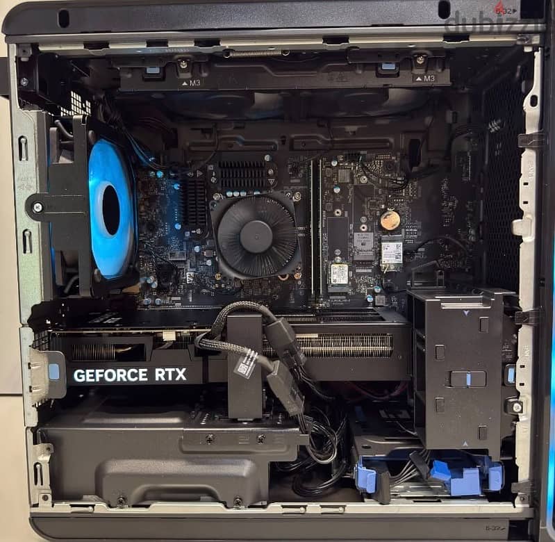 Alienware Aurora Gaming Desktop RTX 5080/Core Ultra 9/1TB SSD, 32GB 4