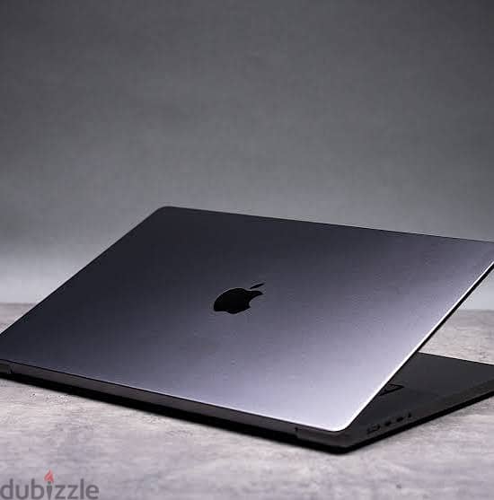 ماك بوك برو 16 بوصة من آبل (إصدار 2026) - معالج M5 Max 3