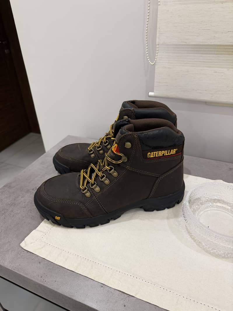 Caterpillar Safety Shoes - brand new size 44 1