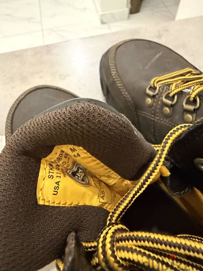 Caterpillar Safety Shoes - brand new size 44 3