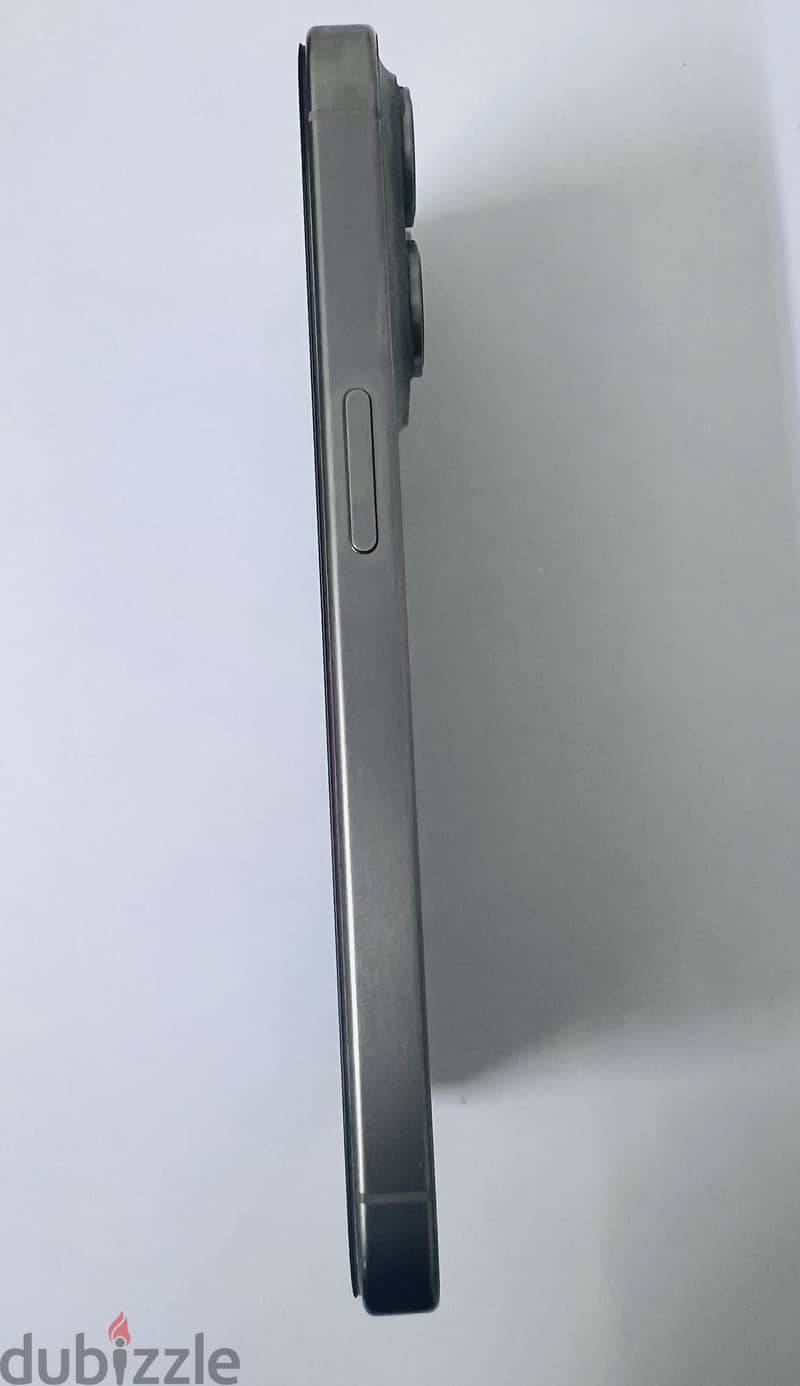 Apple - iPhone 15 Pro 2