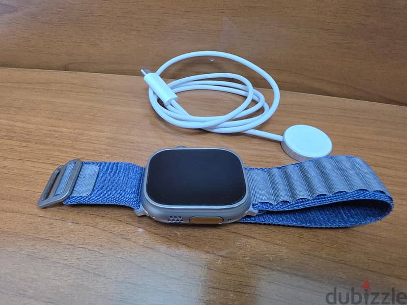Apple Watch Ultra Titanium (GPS + Cellular) 49mm 4