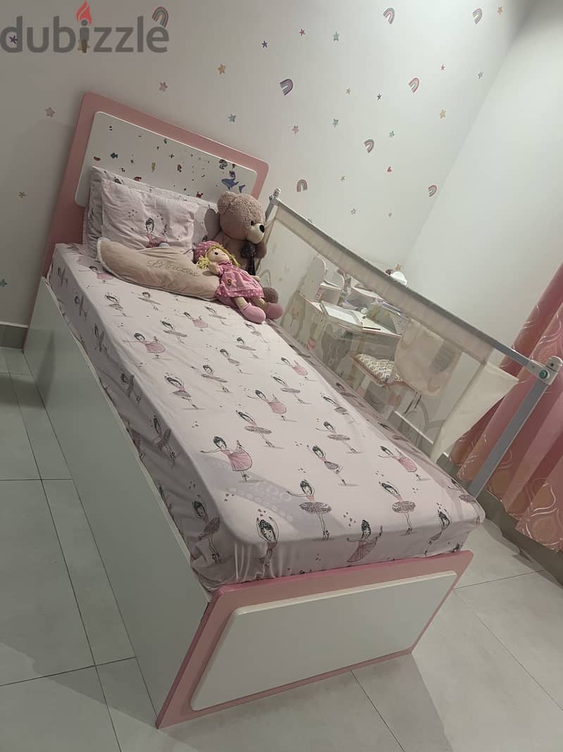Single bed 1
