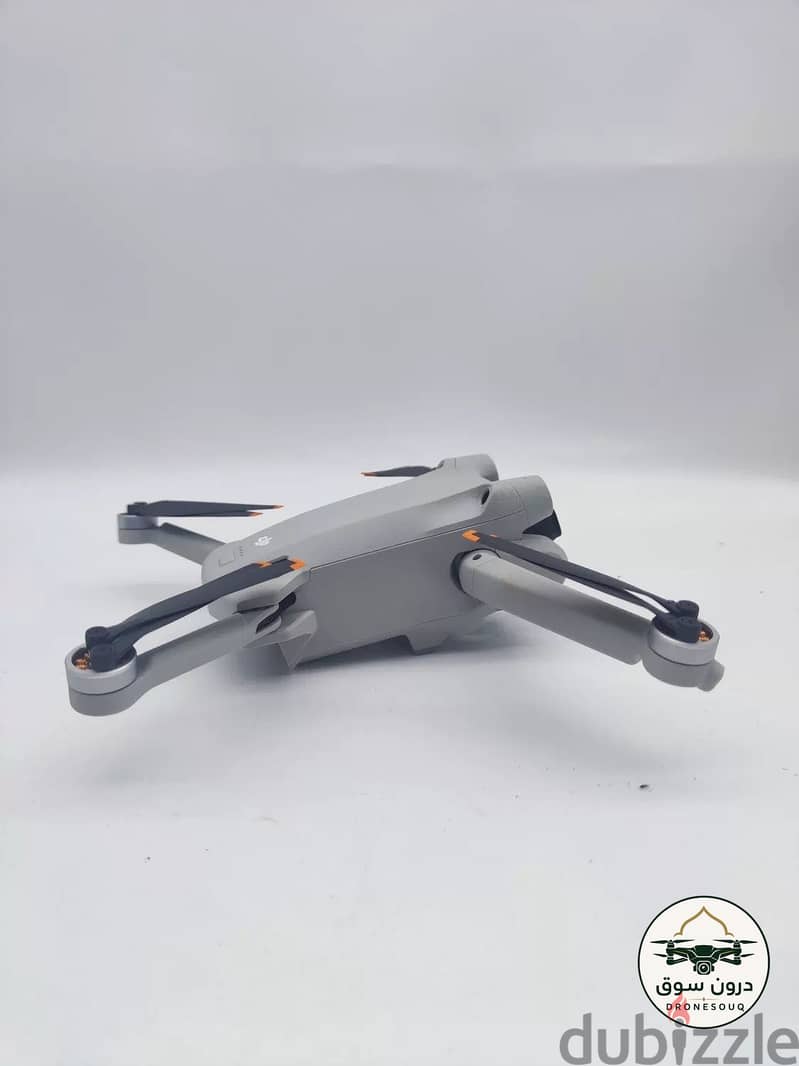 درون DJI Mini 3 Pro بالشاشة فلاي مور كومبو مستعمل 2