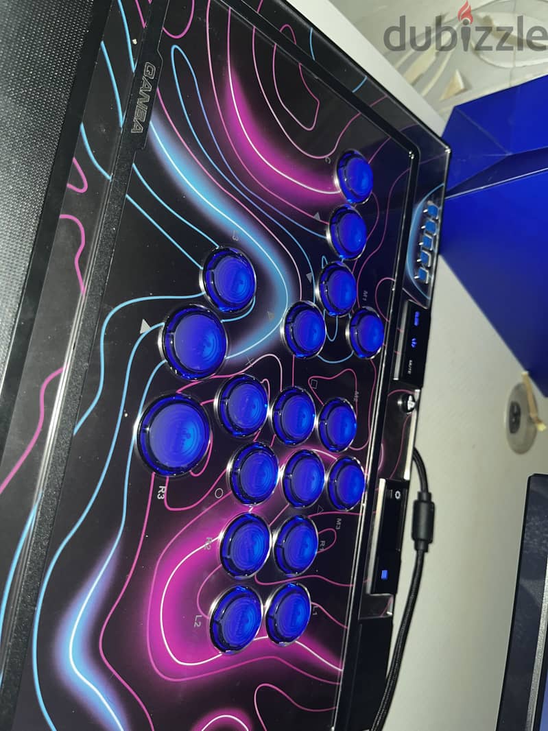 Qanba S1 Sapphire Leverless controller 1