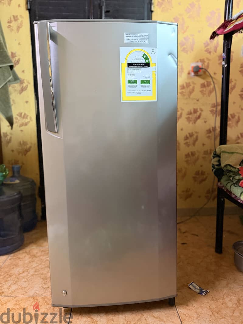 LG single Door Refrigerator for sale 3