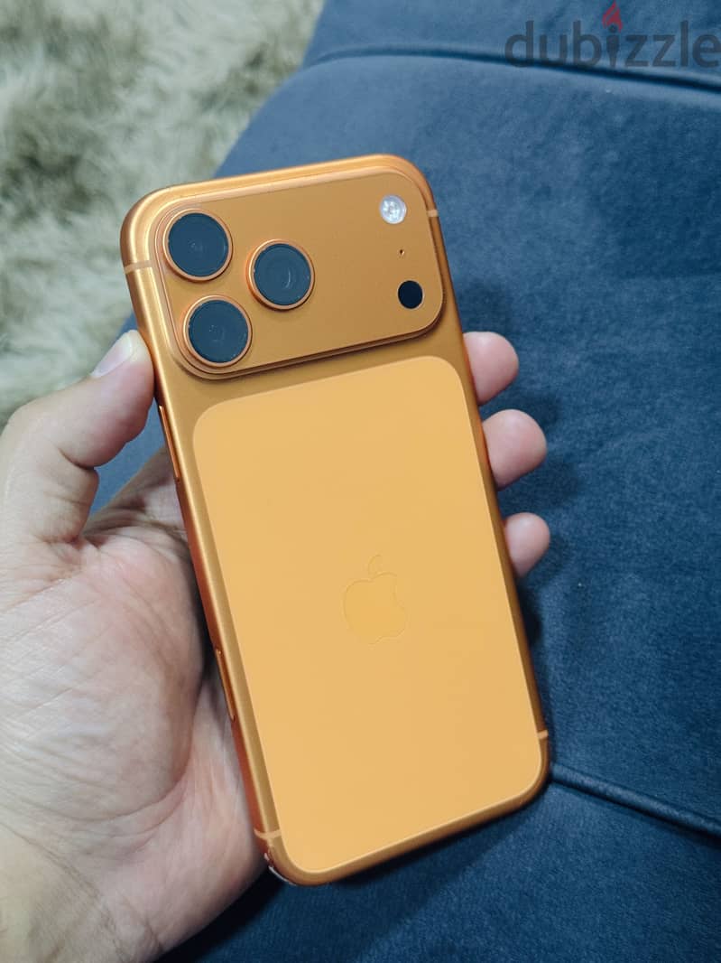 iPhone 17 pro max 4