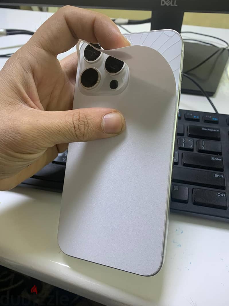 15 Pro Max - White - 256 GB 1
