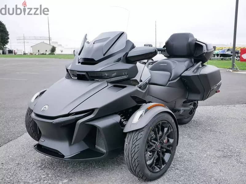 2024 CanAm Spyder RT (971589430760) 1