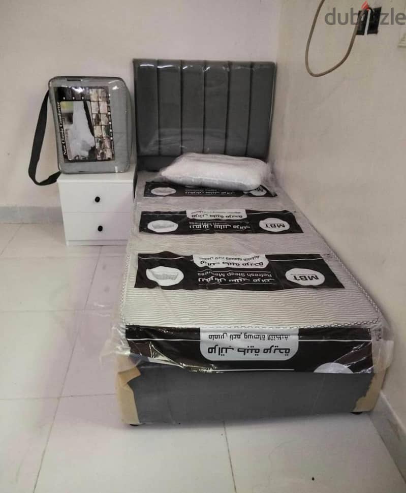 Modern Stylus beautiful Single Beds with or Without Mattresses. 1