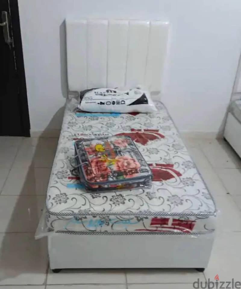 Modern Stylus beautiful Single Beds with or Without Mattresses. 4