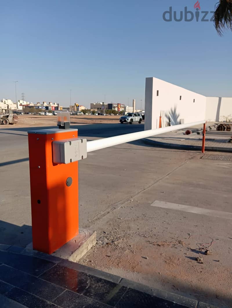بوابة مرور السيارات بوابة امنية بوابة مواقف بوابه بارير 16