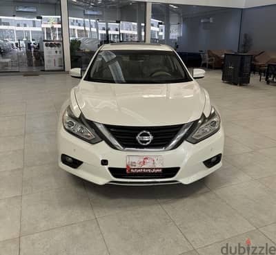 نيسان ألتيما 2017 شبه فل | Nissan Altima 2017 Semi-Full