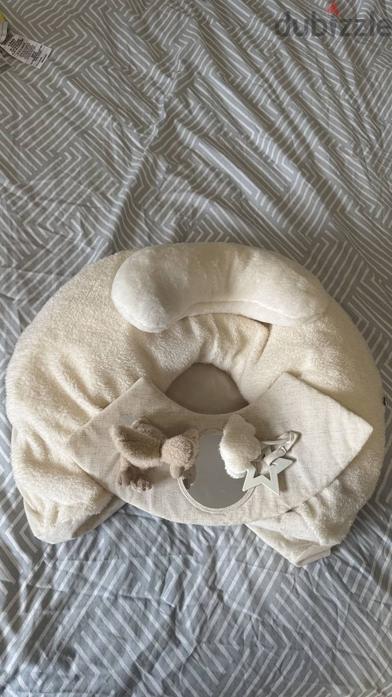 Baby play gym/ mat and sit and play seat 2