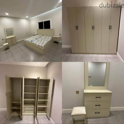 Bedroom set available in low price