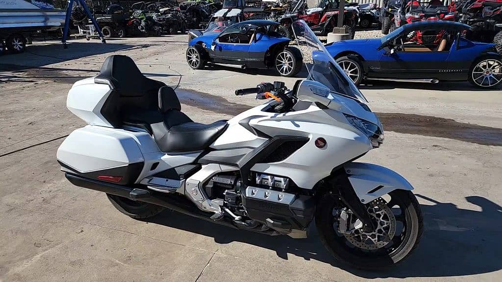 2018 Honda Gold wing tour DTC automatic +447507647630 5