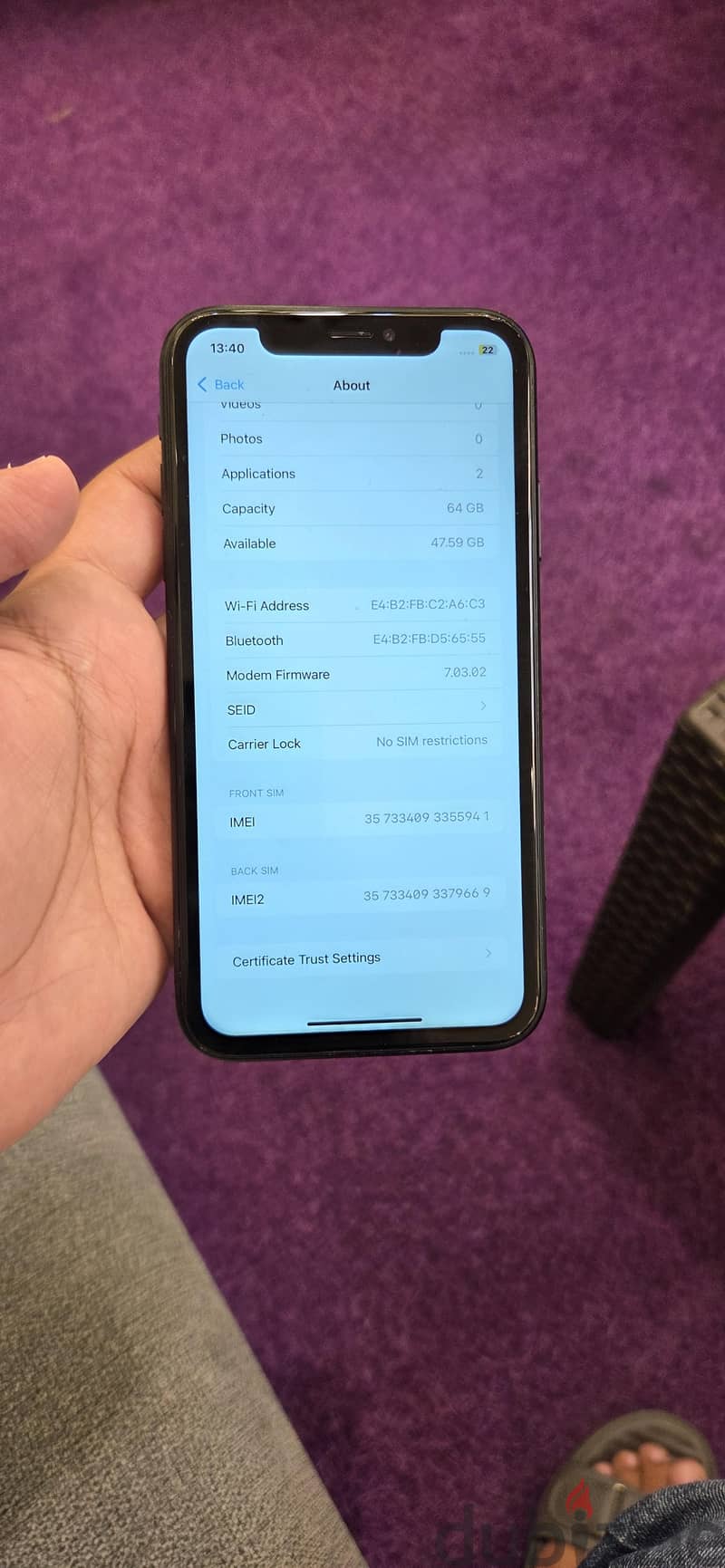 Apple - iPhone XR 9