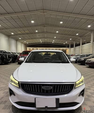 جيلي إمجراند 2023 بيضاء | Geely Emgrand 2023 White