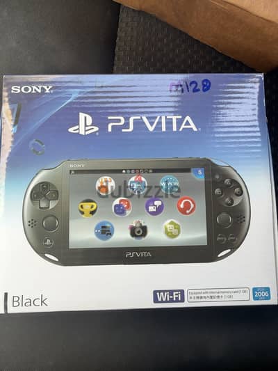 New PS Vita WiFi + Memory Card معدل اكثر من 3000 لعبة