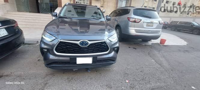 Toyota Highlander 2023 GLE 4X4 / Registration Date: 16 April 2024