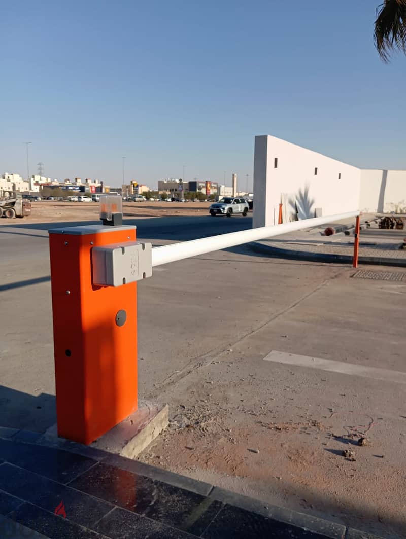 أنظمة بوابات السيارات الآلية وحلول التحكم بالدخول 17