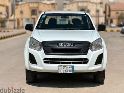 ايسوزو دى ماكس 2022