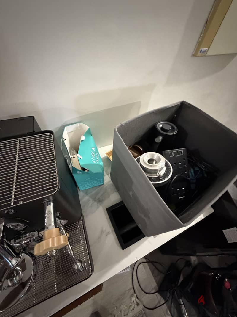 FULL coffee corner set 5