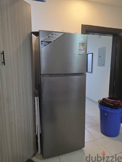 Selling ClassPro 16.4 Cu-ft Refrigerator+Freezer