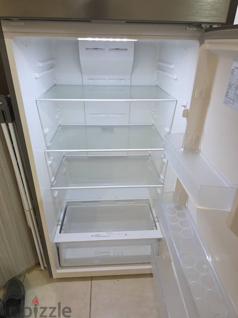 Selling ClassPro 16.4 Cu-ft Refrigerator+Freezer 3