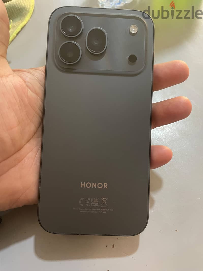 Urgent Sale: Honor 600 Pro (12GB / 512GB) | Snapdragon 8 Elite & 7000m 1