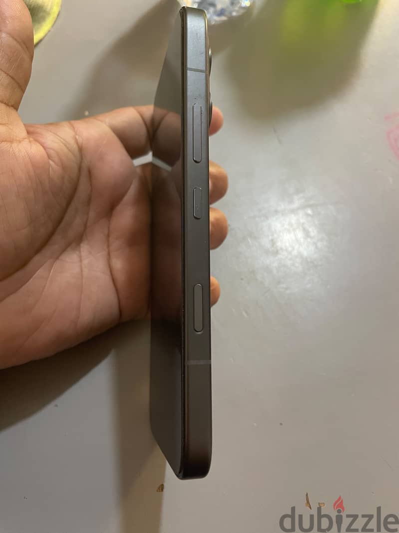 Urgent Sale: Honor 600 Pro (12GB / 512GB) | Snapdragon 8 Elite & 7000m 2