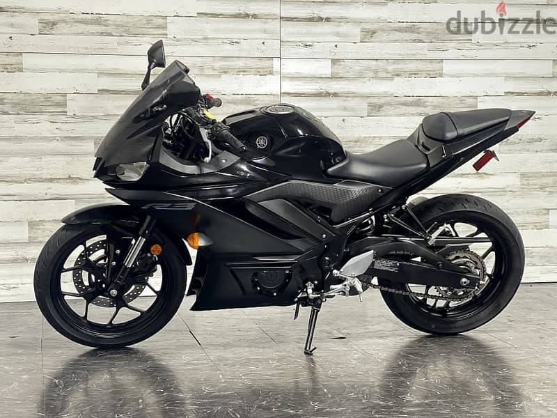 2023 Yamaha YZF-R3 available +44 7507 647630 1