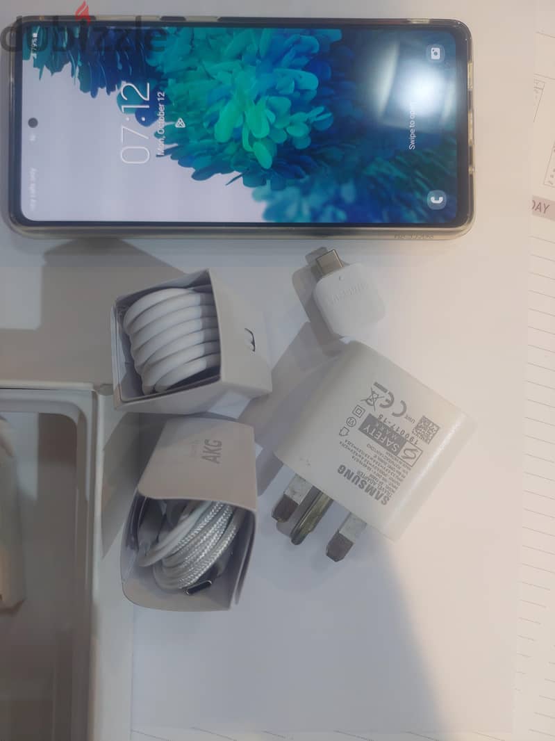 Samsung S20FE 5G 256/8 4