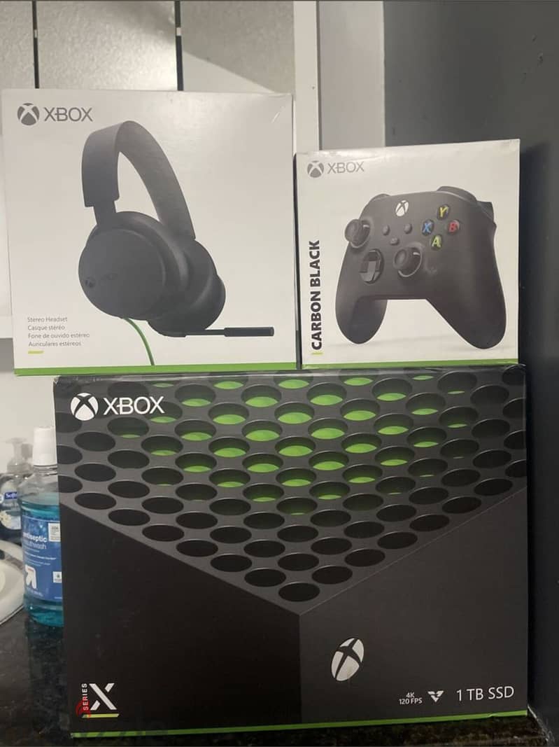 BRAND NEW MICROSOFT XBOX SERIES X 1TB NOW AVAILABLE!!! 1
