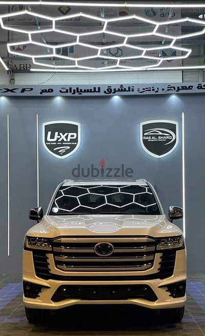 تويوتا VXR كويتي ابيض دخلي ا حمر 2026.