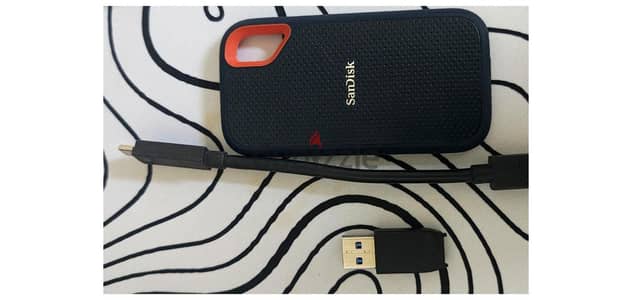 هاردسك سانديسك اكستريم 1 تيرا SSD شبه جديد - لقطة بـ550 بدل 665