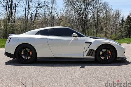 2016 Nissan GT-R Premium