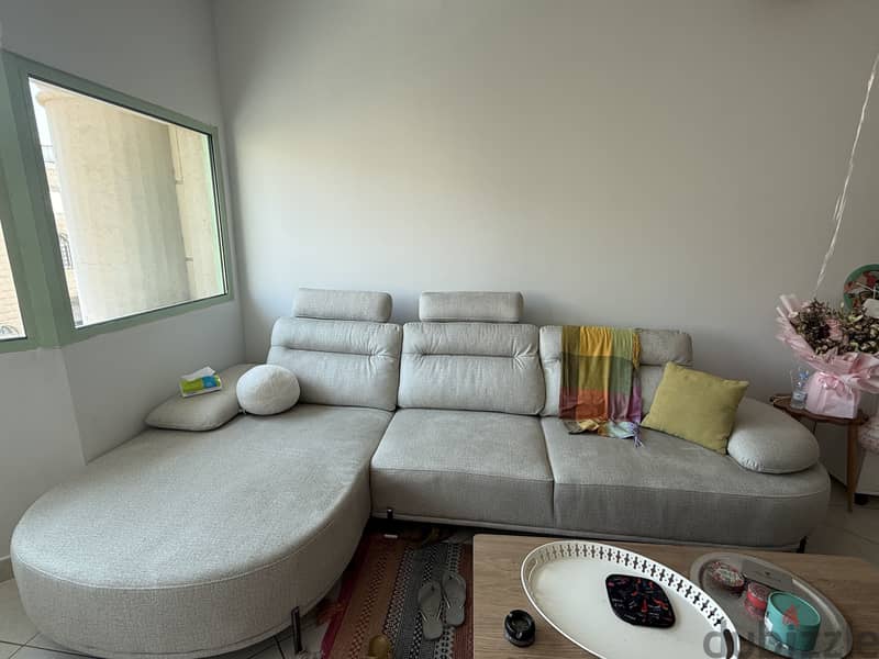 Couch For Sale - كنب للبيع 1