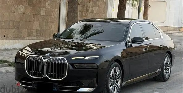 بي إم دبليو 735i 2024 | BMW 735i 2024